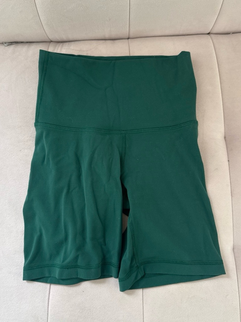 ARITZIA TNA active Women’s Bike Shorts xxs